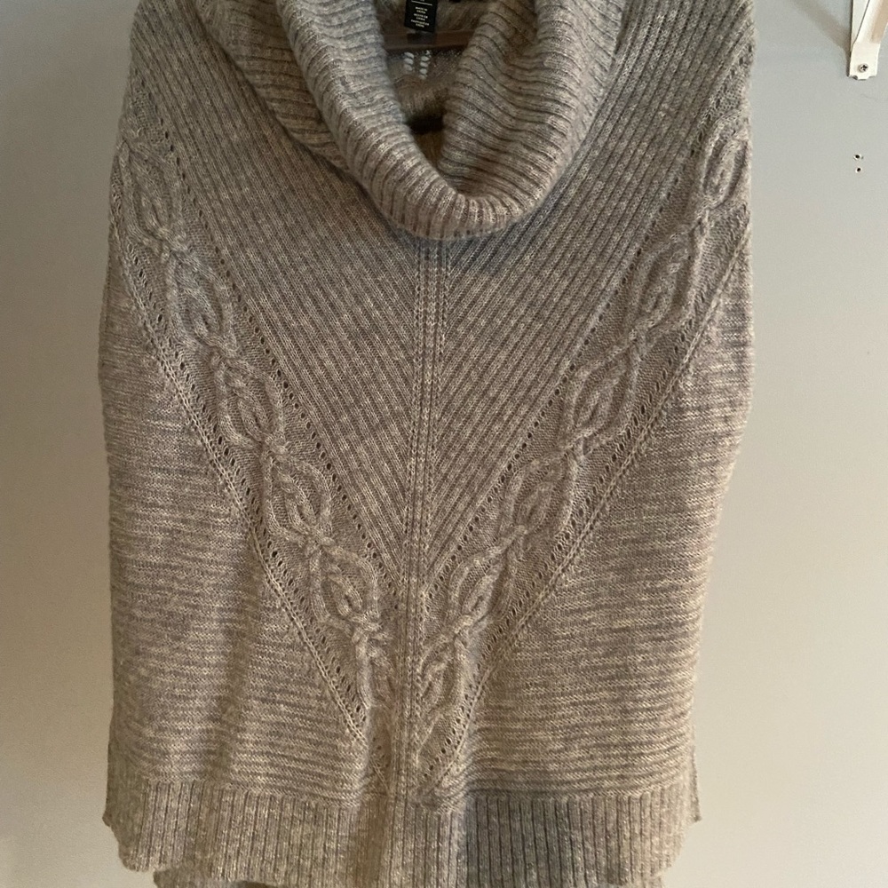 White House black market MEDIUM grey sweater sleeveless cowl neck lightweight